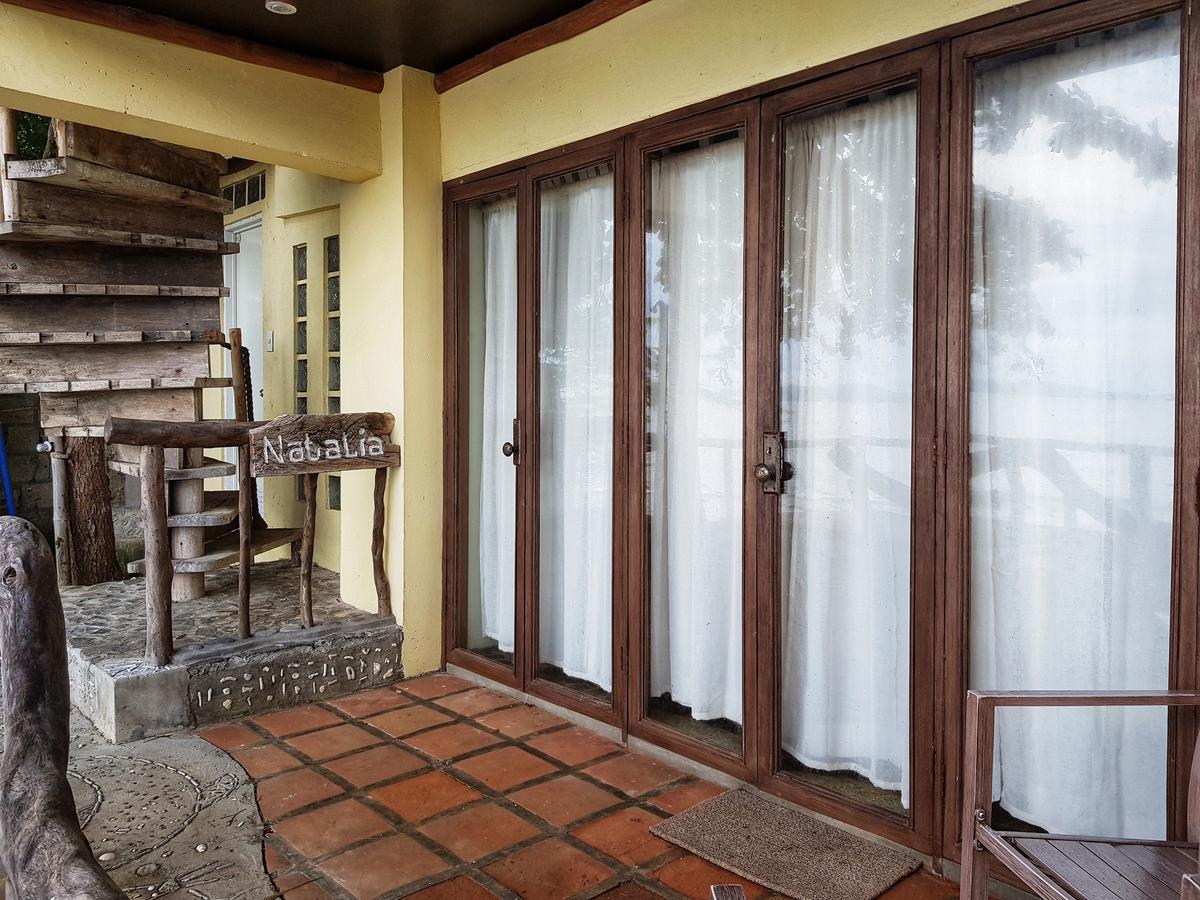 Bed and Breakfast Casita Ysabel Батангас Экстерьер фото